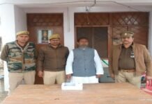 पुलिस ने 2 अभियुक्तों को किया गिरफ्तार, कब्जे से 2 अवैध तमंचा व 3 जिन्दा कारतूस किए बरामद