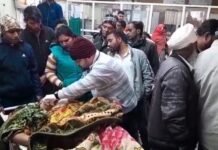 पति के उत्पीड़न से तंग आकर 19 वर्षीय विवाहिता ने फांसी लगाकर की आत्महत्या