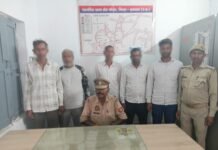 पुलिस ने जुआ खेल रहे 5 जुआरियों को किया गिरफ्तार, कब्जे से 2070 रुपये व ताश की गड्डी बरामद