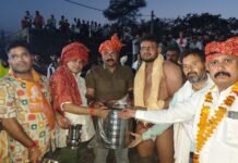 श्री महादेव जी के 79वें ऐतिहासिक मेले के दूसरे दिन हुआ कुश्ती दंगल का आयोजन, कार्यक्रम का उद्घाटन व समापन डॉ0 विकास शर्मा द्वारा किया गया