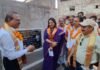 नगर पालिका अध्यक्ष स्वेता चौधरी ने वार्ड संख्या 35 में 55 मीटर लंबी इंटरलॉकिंग सड़क का किया उद्घाटन