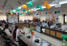 NEET (UG)-2026 री-एग्जाम को लेकर डीएम अतुल वत्स सख्त,परीक्षा केंद्रों पर कड़ी निगरानी के दिए निर्देश