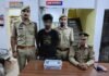 पुलिस ने एक आरोपी को अवैध चाकू के साथ किया गिरफ्तार