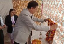 115वां श्री दाऊजी महाराज मेले में विधिक साक्षरता शिविर का जनपद न्यायाधीश ने किया उद्घाटन
