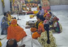 श्री दाऊजी महाराज के 115वें राजकीय मेले में स्तिथ श्री वेद भगवान शिविर में धार्मिक संध्या का हुआ आयोजन