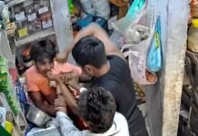 दुकान में घुसकर युवकों ने 17 वर्षीय युवक से की मारपीट, सीसीटीवी में कैद हुई मारपीट की घटना, पुलिस जांच में जुटी