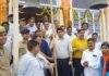 श्री दाऊजी मंदिर में गणेश चतुर्थी पर डीएम अतुल वत्स ने की पूजा-अर्चना, मेले की सफलता की मांगी मनोकामना,गणेश चतुर्थी पर निकली प्रभात फेरी, डीएम ने बच्चों को बांटे लड्डू; दाऊजी मेले की तैयारियां तेज